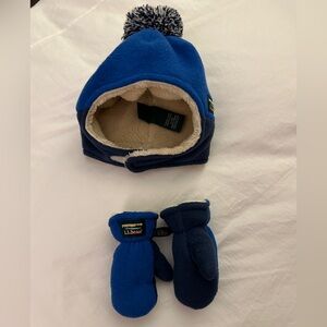 LL Bean fleece hat and mitten set